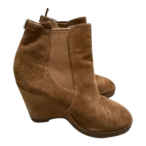 Michael Kors Thea Caramel Camel Tan Wedge Suede Bootie Boots Size 8 - Picture 1 of 11